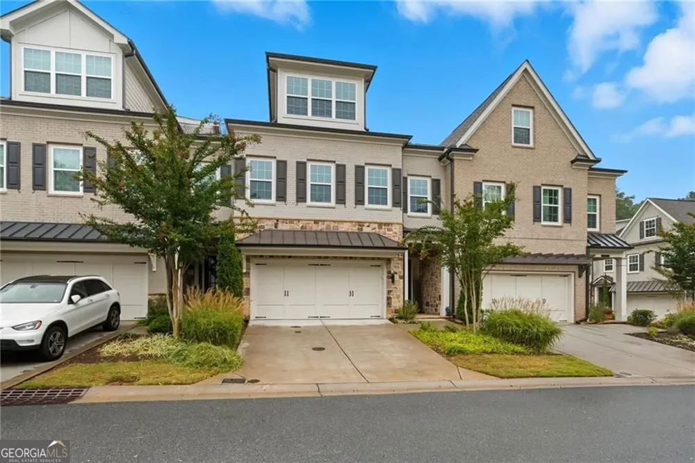 3226 Artessa LN NE Roswell, GA 30075