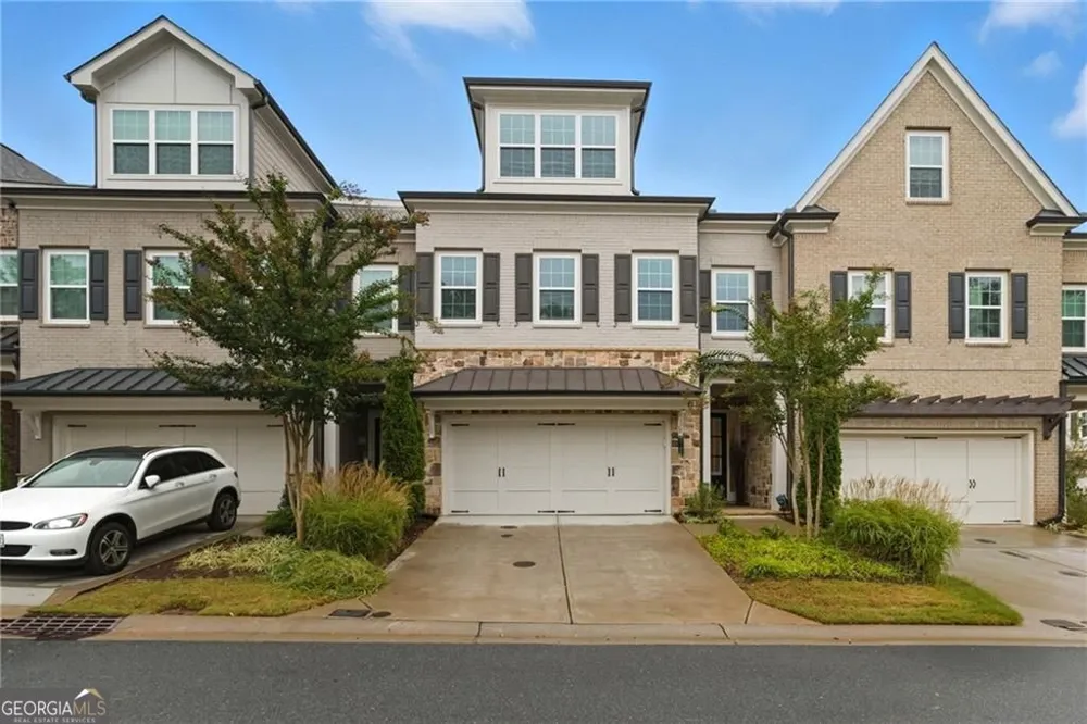 3226 Artessa LN NE Roswell, GA 30075