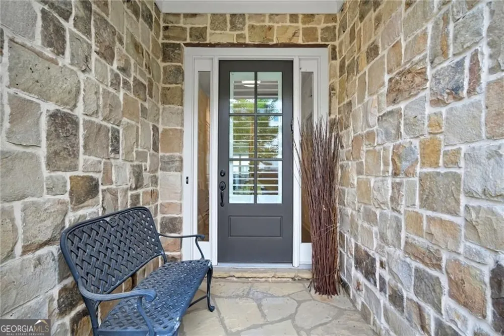 3226 Artessa LN NE Roswell, GA 30075