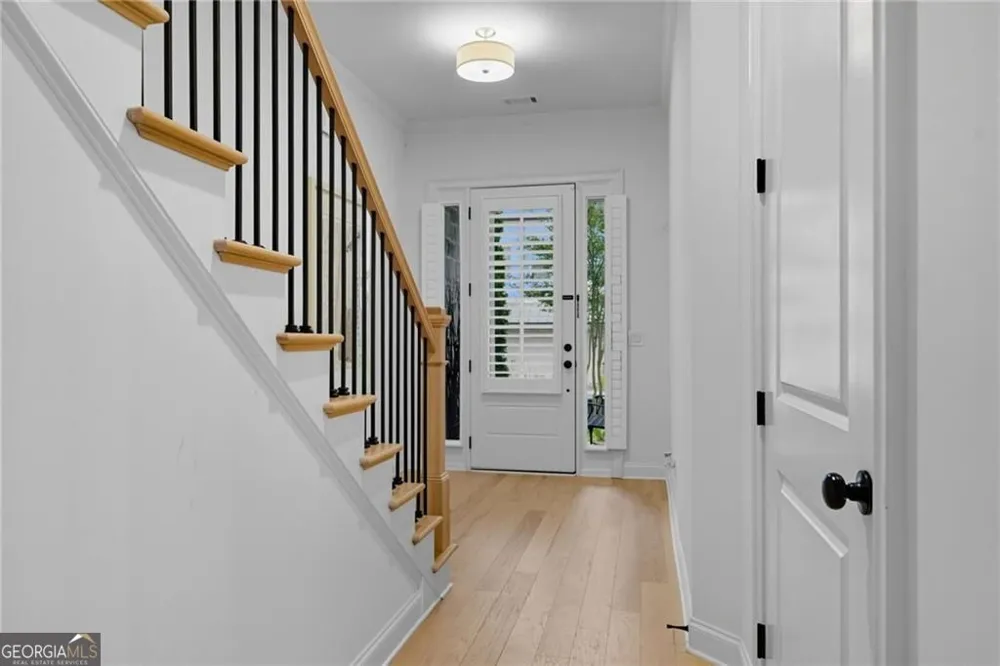 3226 Artessa LN NE Roswell, GA 30075