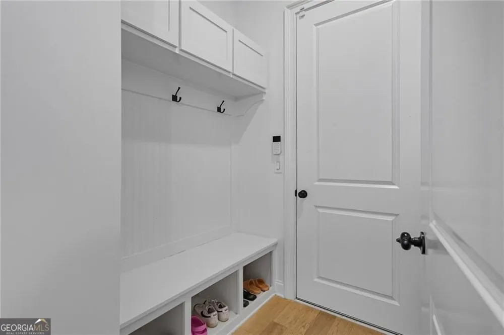 3226 Artessa LN NE Roswell, GA 30075
