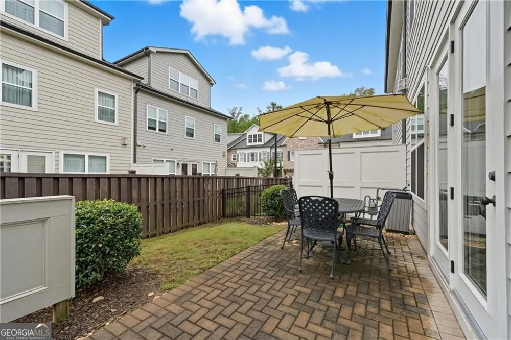 3226 Artessa LN NE Roswell, GA 30075