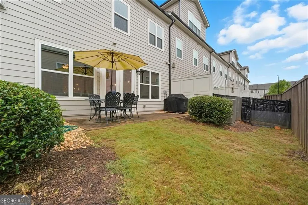 3226 Artessa LN NE Roswell, GA 30075