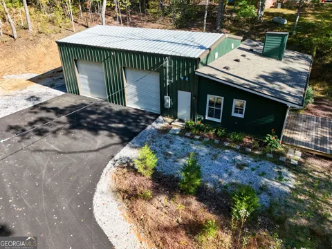 136 Key LN