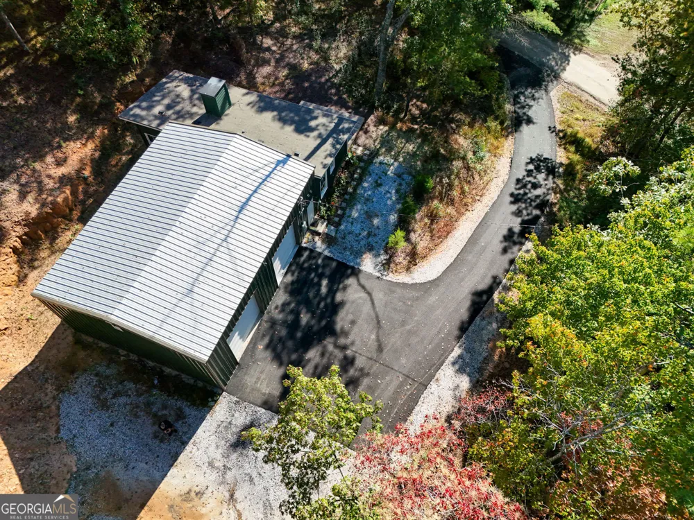 136 Key LN Lakemont, GA 30552