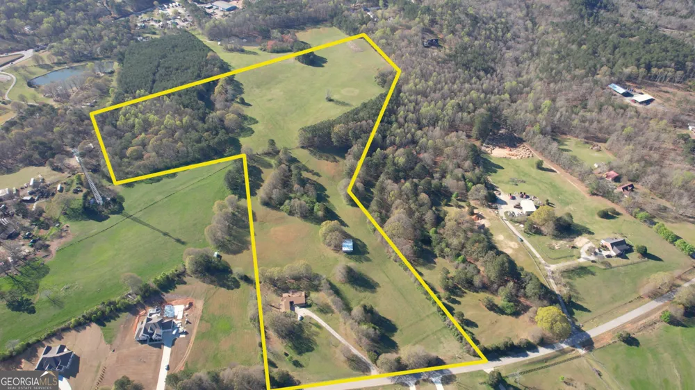 610 Loth Wages RD Dacula, GA 30019