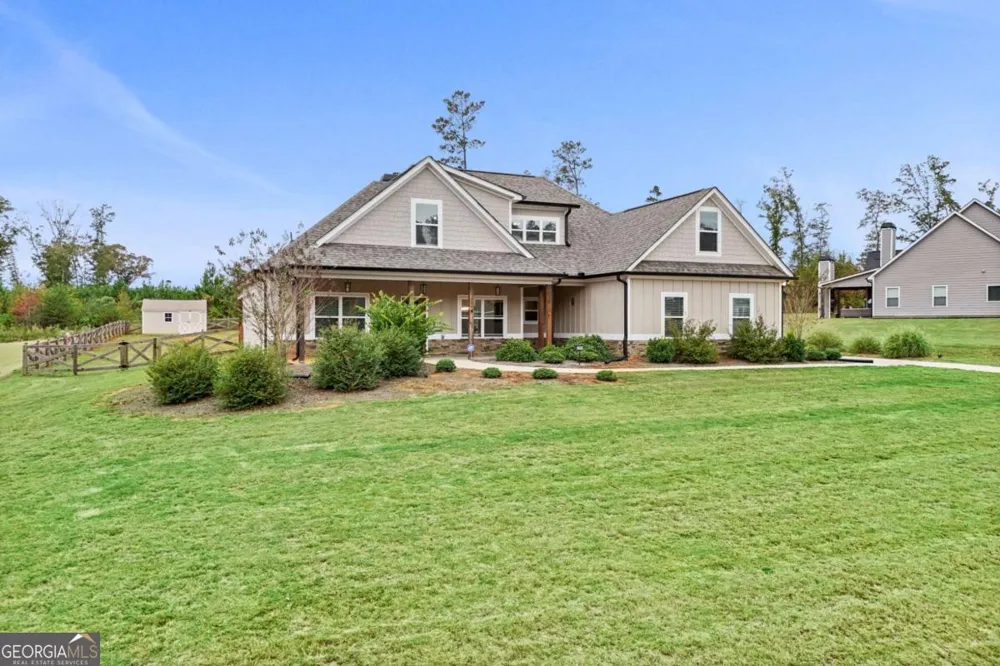 294 Conner LN Williamson, GA 30292