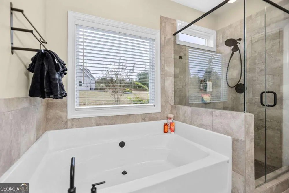 294 Conner LN Williamson, GA 30292