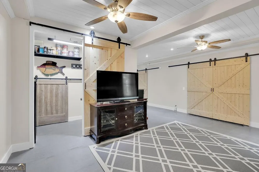 2075 Pine Tree DR Buford, GA 30518
