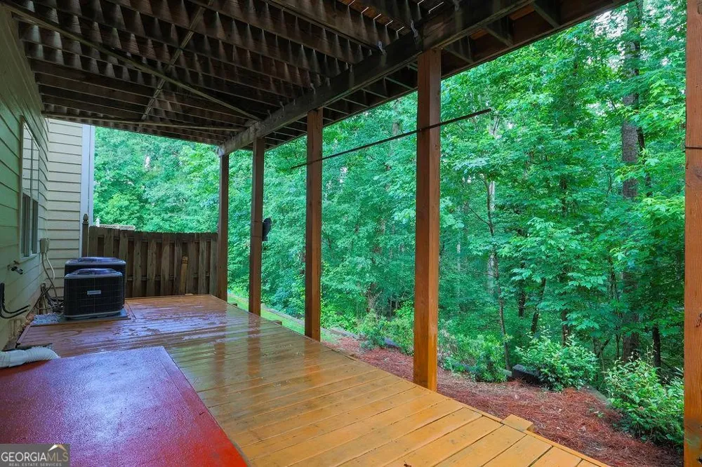 2075 Pine Tree DR Buford, GA 30518