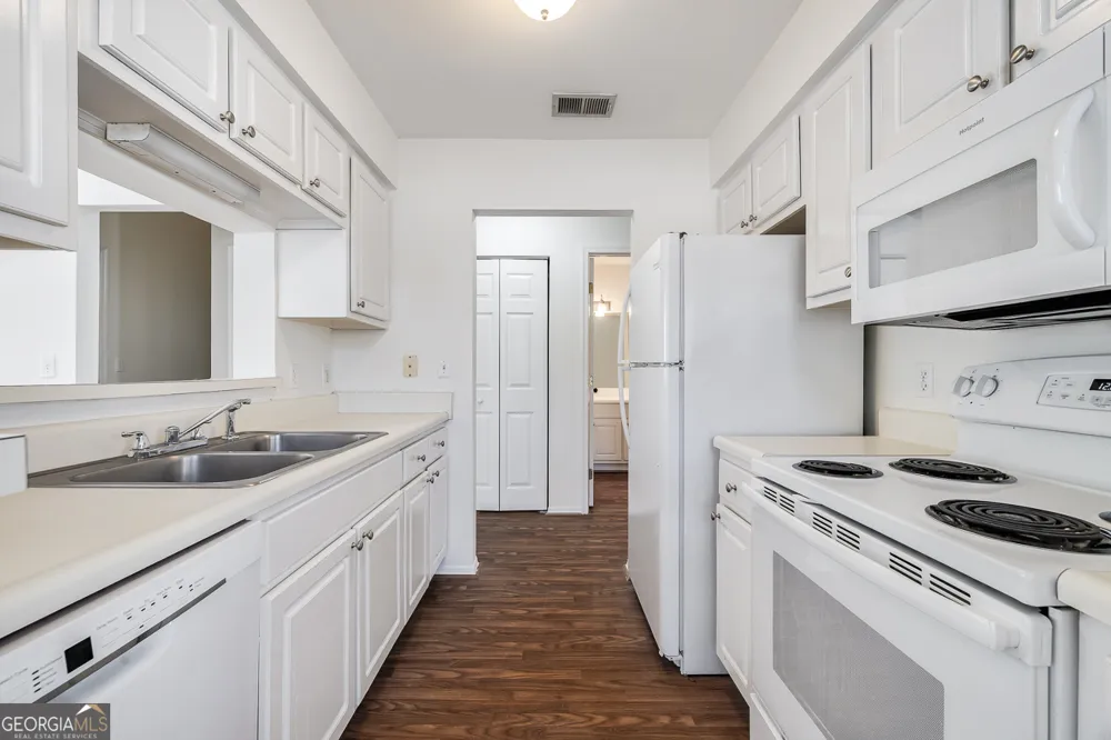 12300 Apache AVE Savannah, GA 31419