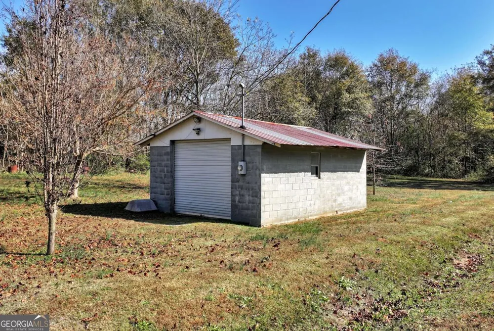 111 College AVE Canon, GA 30520