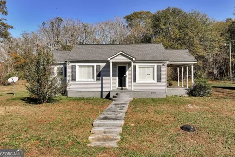 111 College AVE