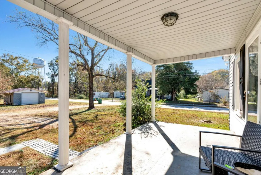 111 College AVE Canon, GA 30520