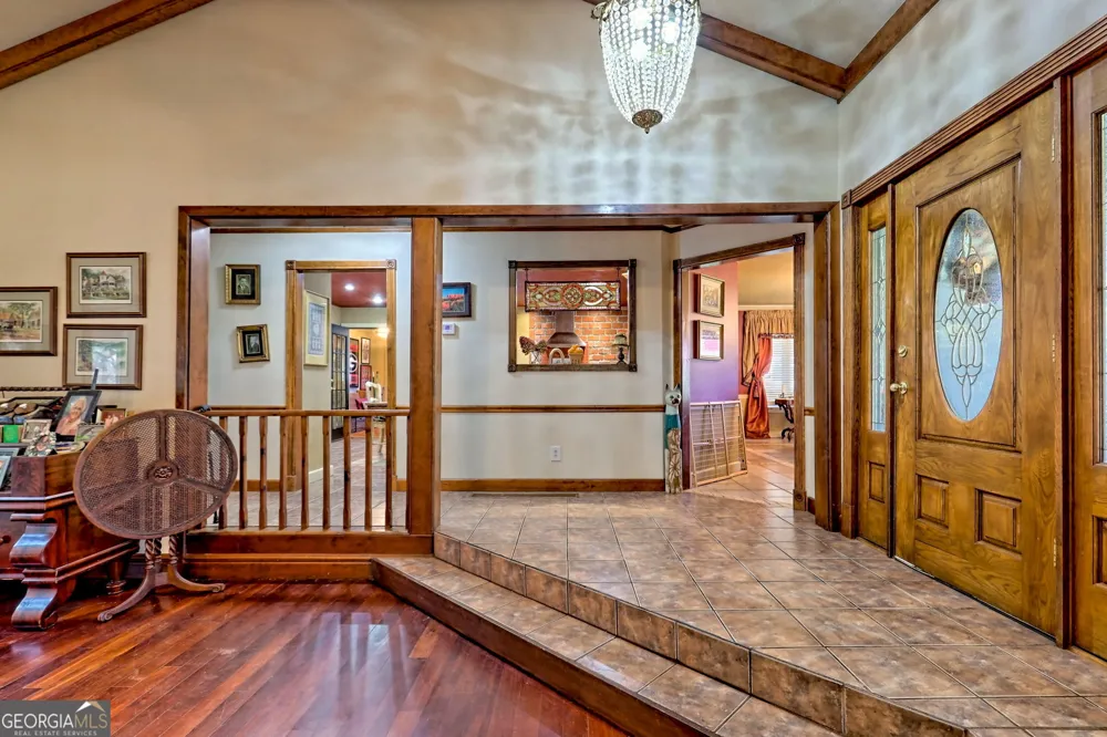 428 Orchard View LN Lakemont, GA 30552