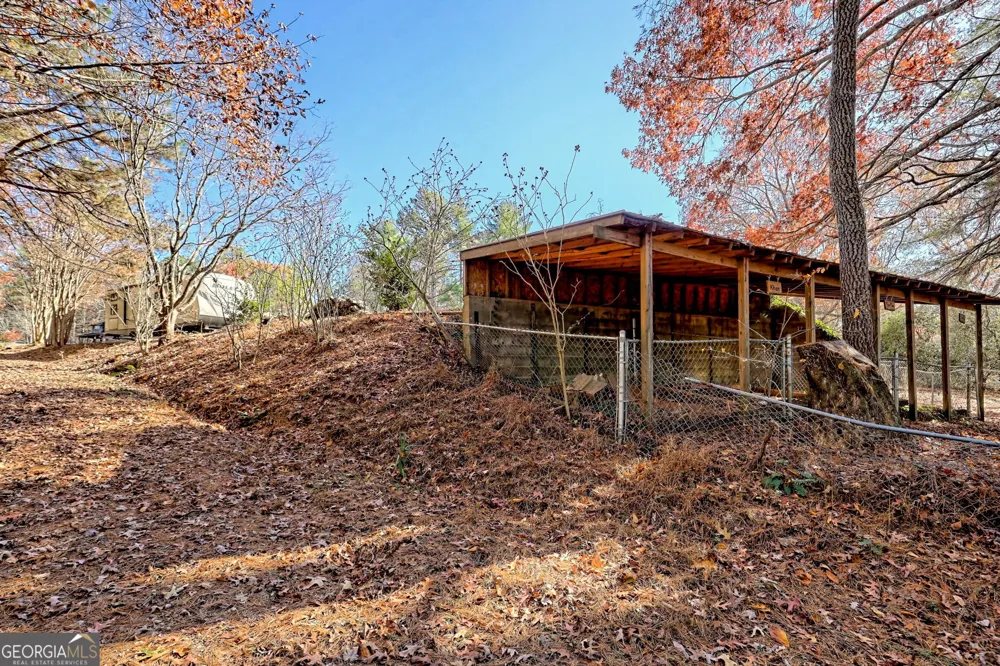 428 Orchard View LN Lakemont, GA 30552