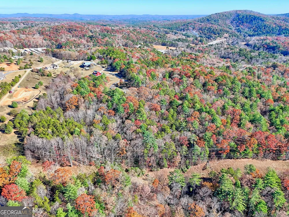 428 Orchard View LN Lakemont, GA 30552