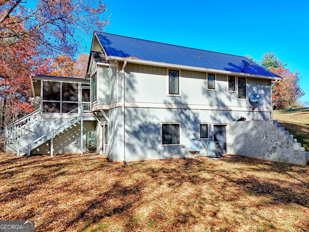 428 Orchard View LN Lakemont, GA 30552