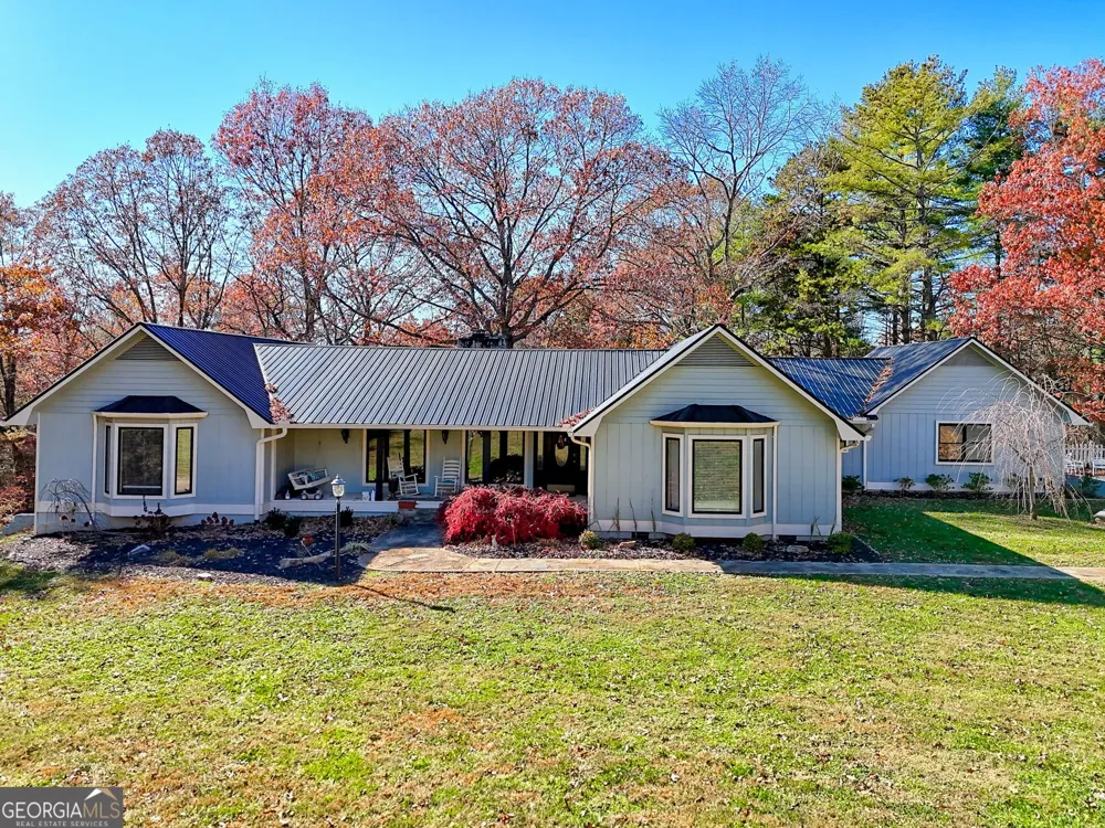 428 Orchard View LN Lakemont, GA 30552