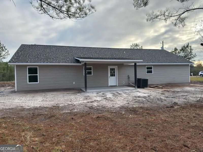 53 Hawks PL Waynesville, GA 31566
