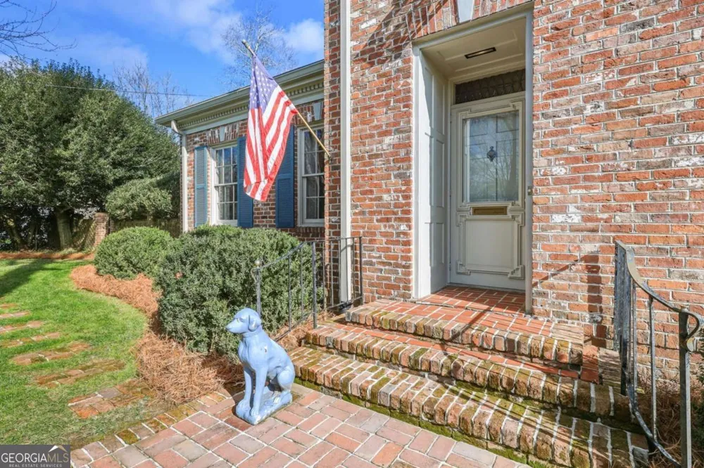 1606 Riverside DR Gainesville, GA 30501