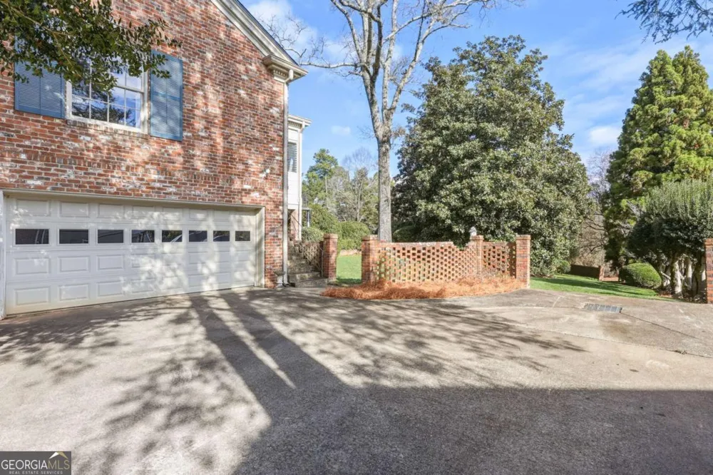 1606 Riverside DR Gainesville, GA 30501
