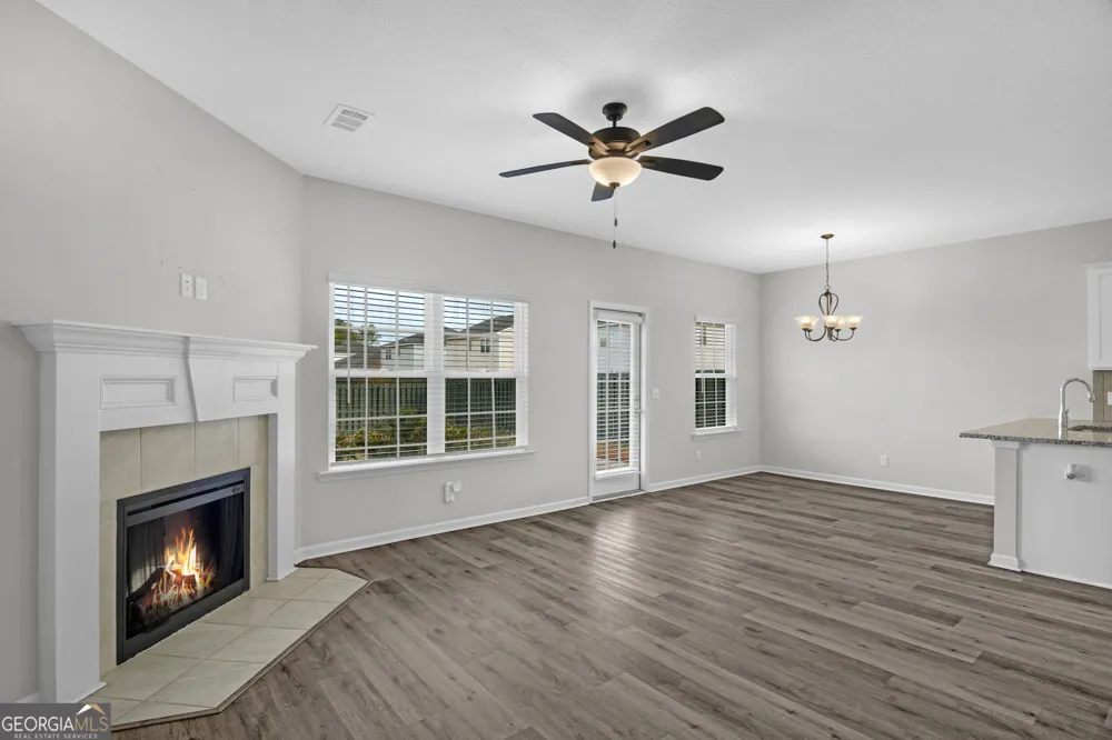 85 Brightleaf CIR Hinesville, GA 31313