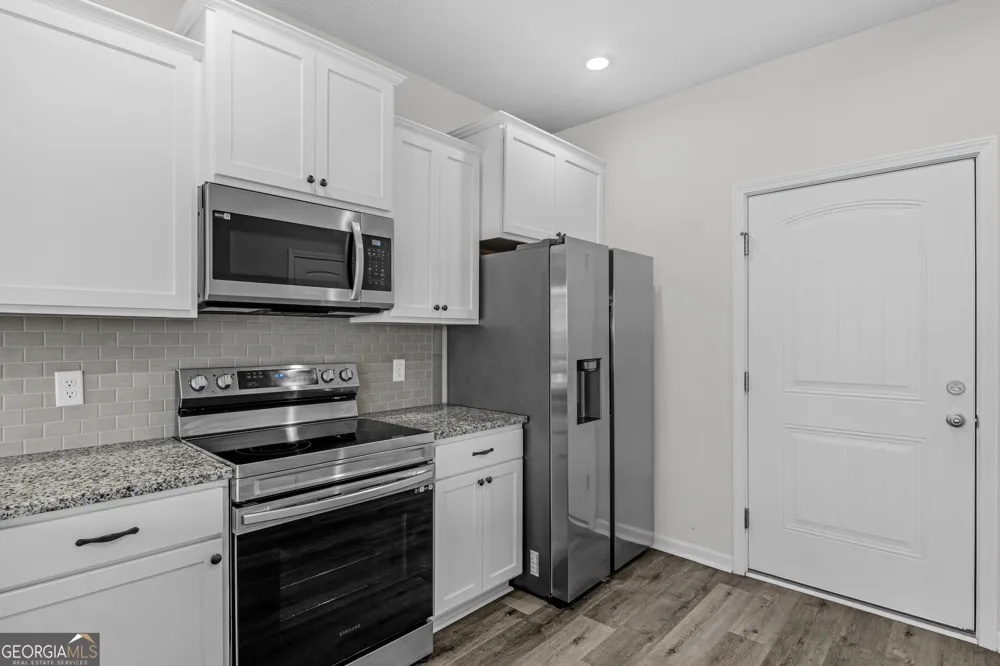 85 Brightleaf CIR Hinesville, GA 31313