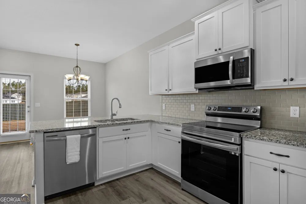 85 Brightleaf CIR Hinesville, GA 31313