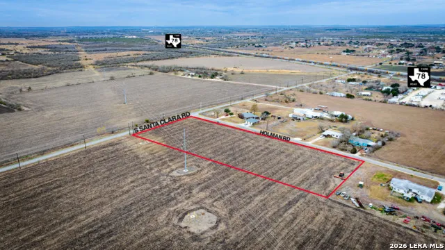 775 Holman Rd Marion, TX 78124