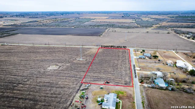 775 Holman Rd Marion, TX 78124