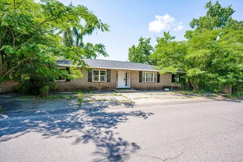 119 Crystal Lake Drive