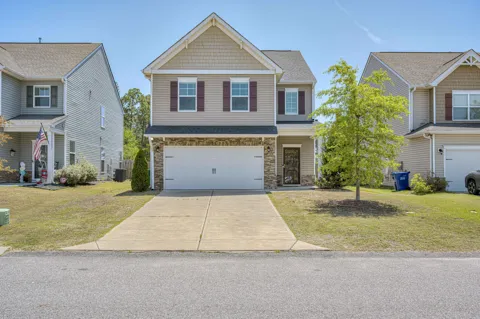552 Count Fleet Court
