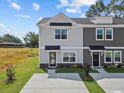 532 Slim Cypress Run
