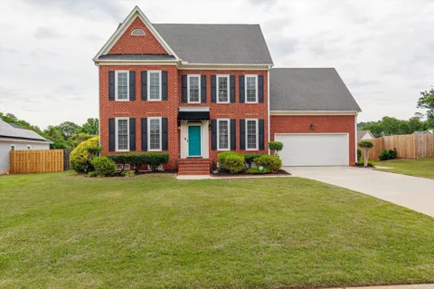 4568 Oxford Drive