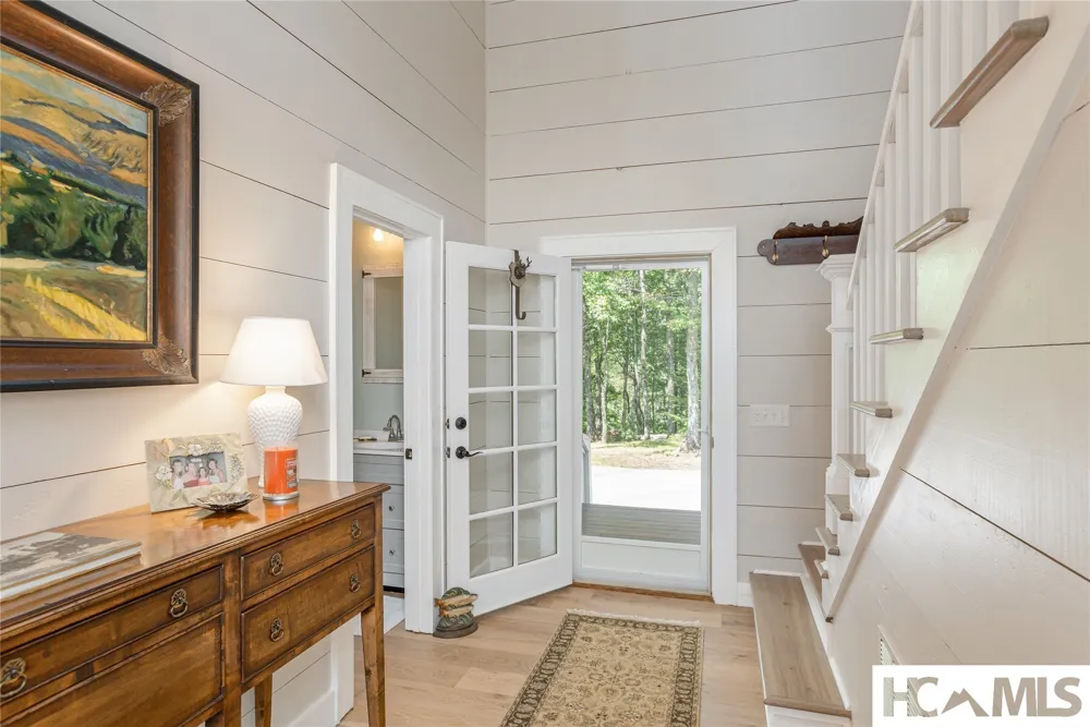 74 Wildberry Lane Cullowhee, NC 28723