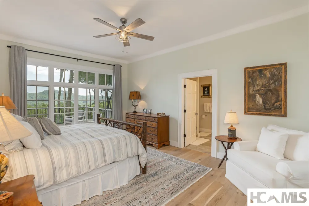 74 Wildberry Lane Cullowhee, NC 28723