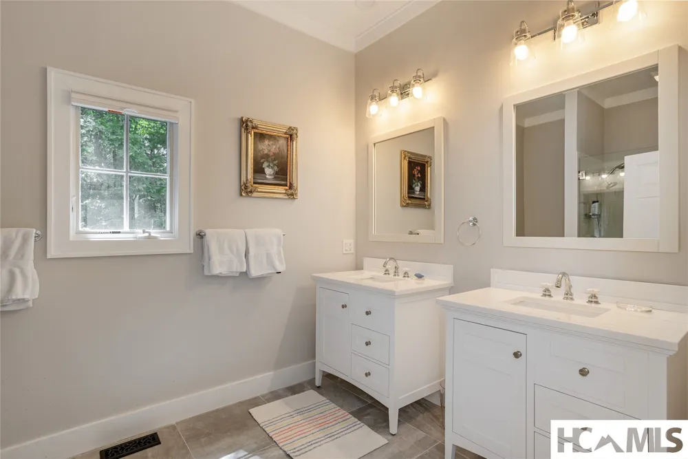 74 Wildberry Lane Cullowhee, NC 28723