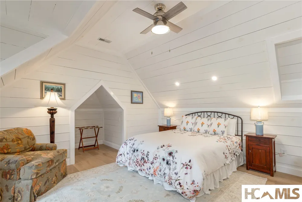 74 Wildberry Lane Cullowhee, NC 28723