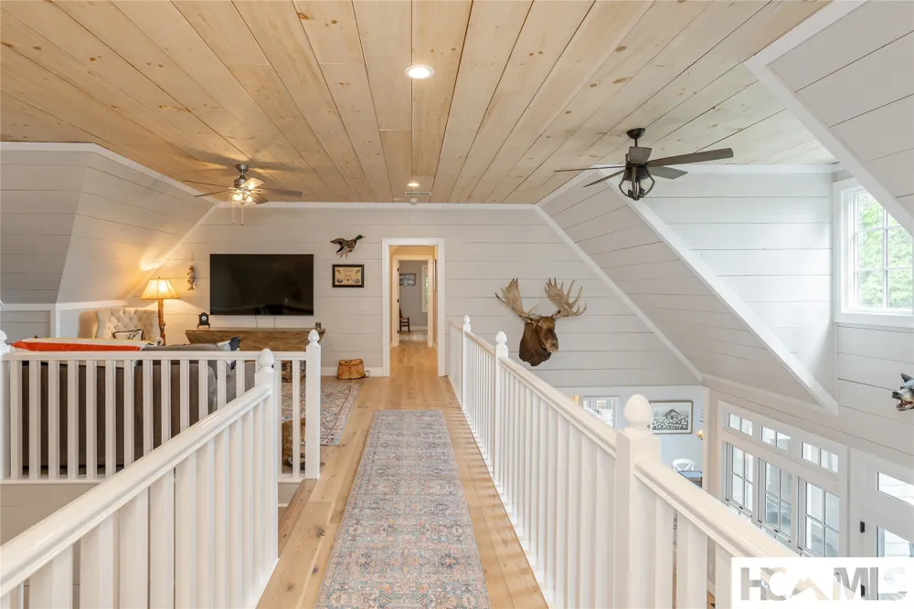 74 Wildberry Lane Cullowhee, NC 28723