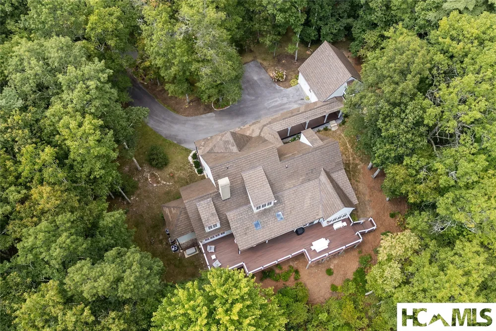 74 Wildberry Lane Cullowhee, NC 28723