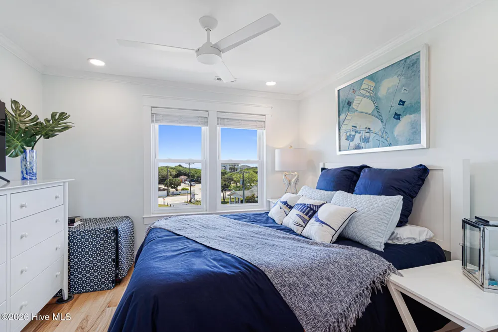 1010 Salter Path Road #6, Mariner's Point Indian Beach, NC 28512