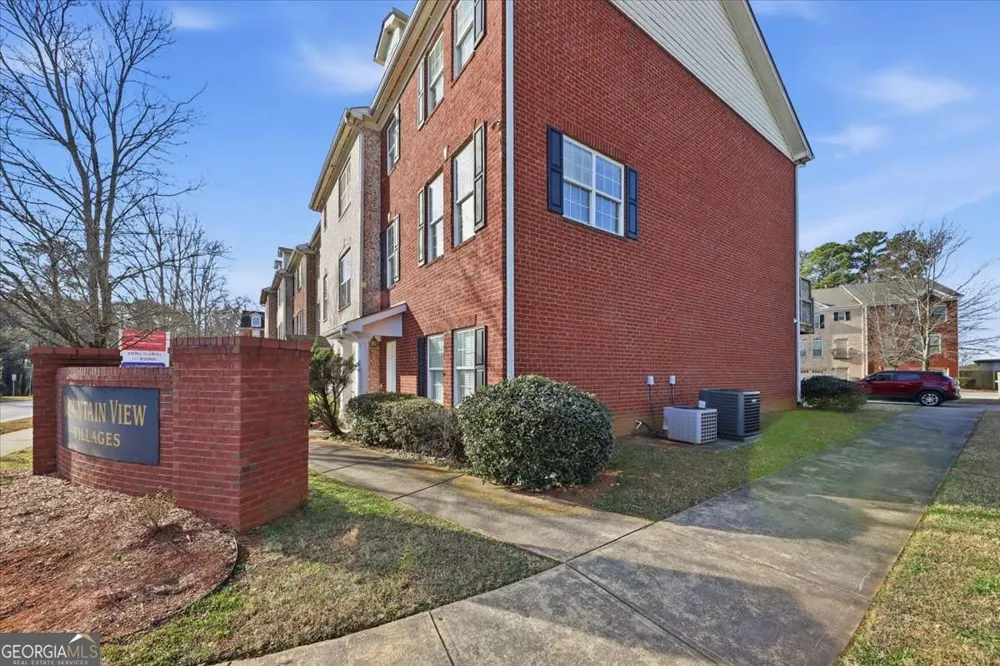 4941 Mountainside TRL Stone Mountain, GA 30083
