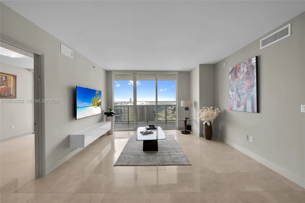 1800 S Ocean Dr #2007 Hallandale Beach, FL 33009