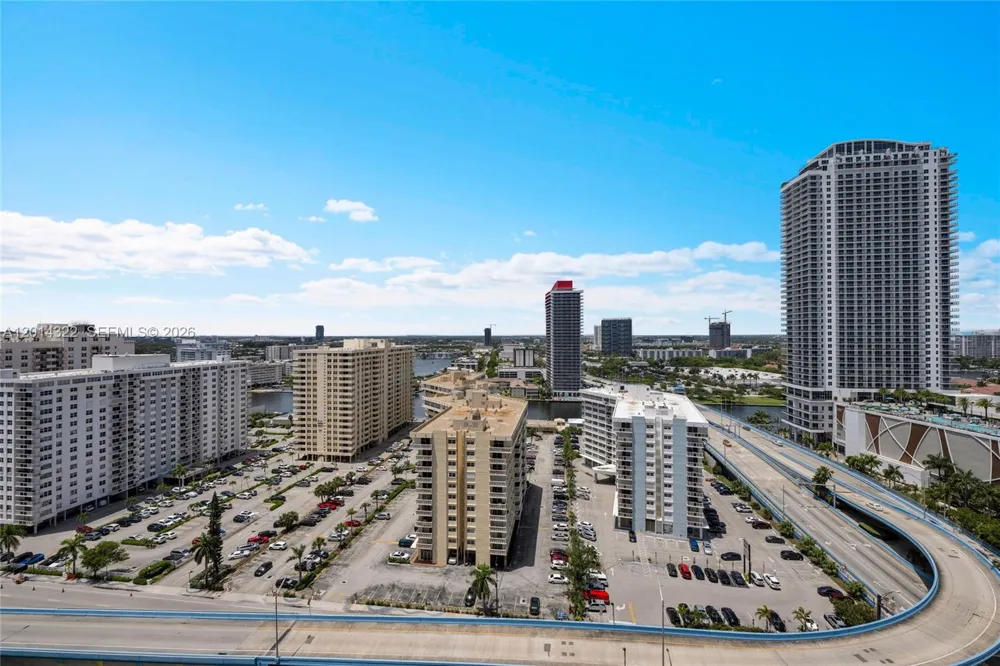 1800 S Ocean Dr #2007 Hallandale Beach, FL 33009