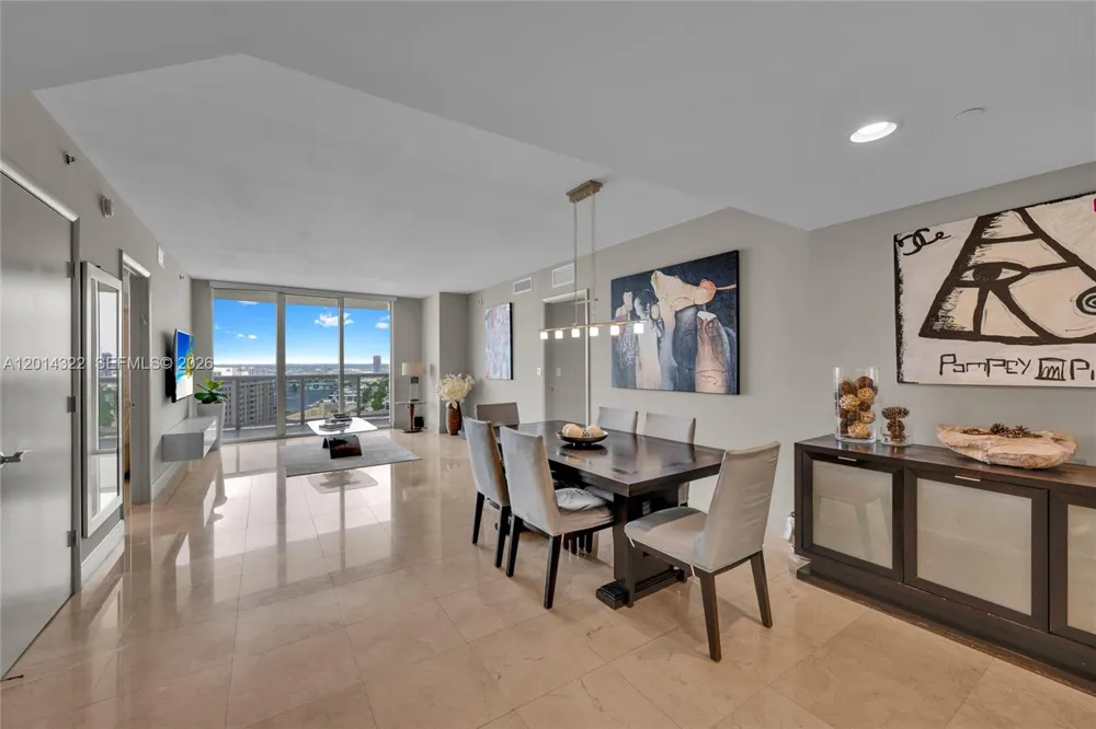 1800 S Ocean Dr #2007 Hallandale Beach, FL 33009