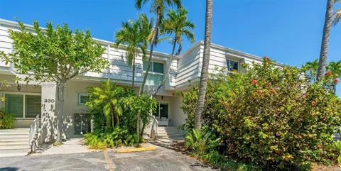 232 Sea View Dr #108