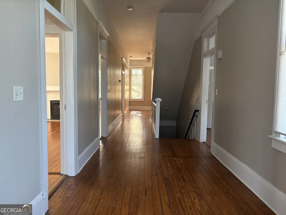 836 E Henry ST Savannah, GA 31401