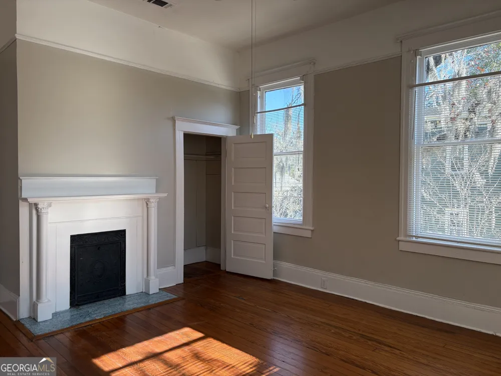 836 E Henry ST Savannah, GA 31401