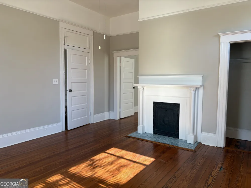 836 E Henry ST Savannah, GA 31401
